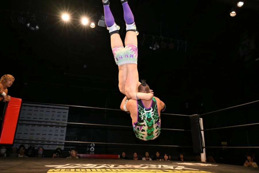 メインイベント・スピリット・オブ・ガンバレ世界タッグ選手権